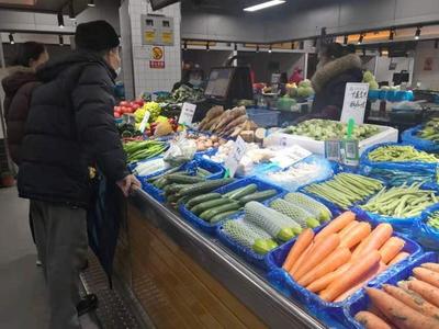 頭水香椿鮮嫩上市，零售價創三年新低引嘗鮮熱潮